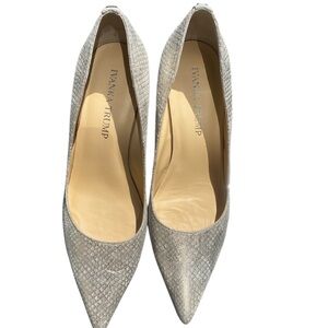 Ivanka Trump Women's Gray Pumps